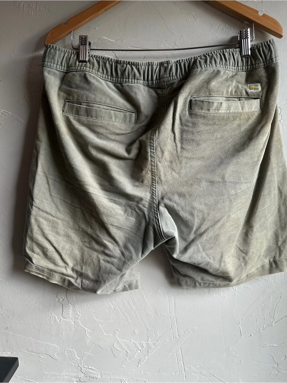 Vuori Optimist Corduroy Shorts Workwear Skate Grunge Mens L Flawed Discoloration
